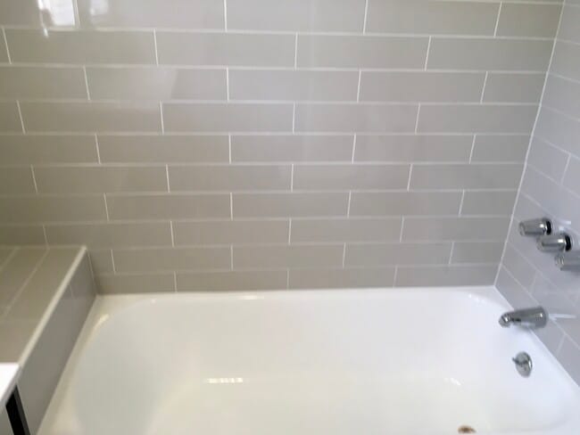 Bathtub/Shower - 1709 S Redondo Blvd