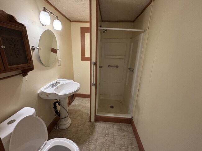 Building Photo - 2521 15th St SW