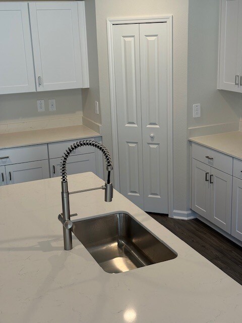 Building Photo - 8359 SW 41st Ter