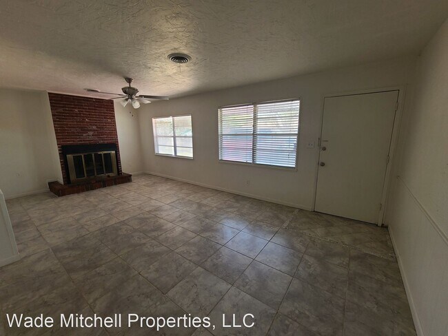 Building Photo - 4 br, 2 bath House - 3003 N. Hill