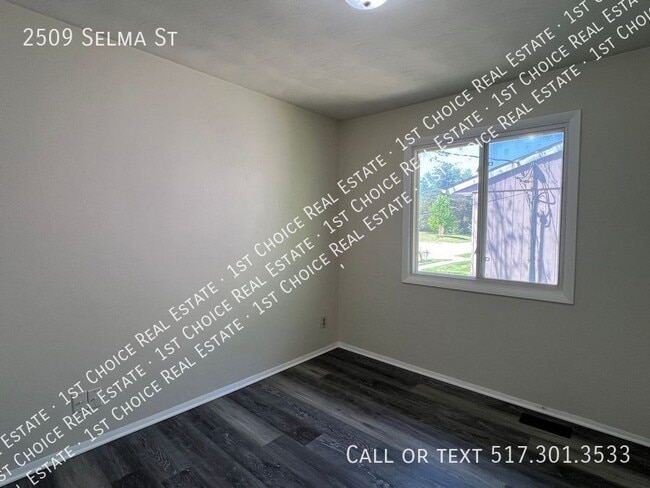 Building Photo - 2509 Selma St
