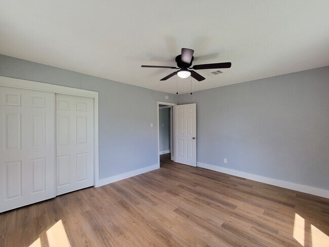 Building Photo - 4538 Clover St