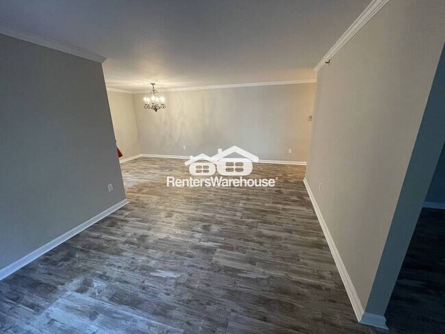 Building Photo - 201 Star Pointe Ct
