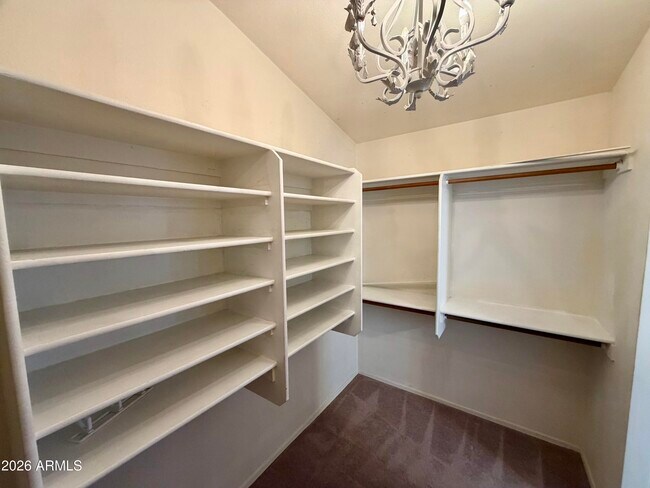 Building Photo - 9340 S Margo Dr