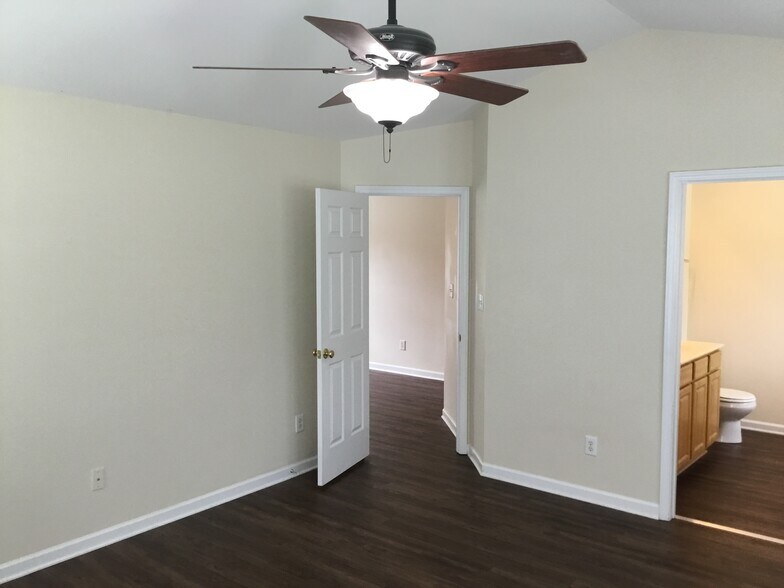 Building Photo - 5103 Cragganmore Dr