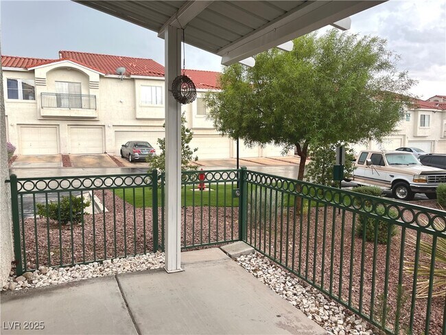 Building Photo - 6201 E Lake Mead Blvd
