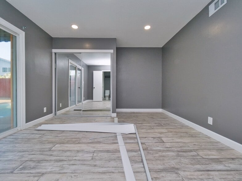 Building Photo - 2537 Warrego Way