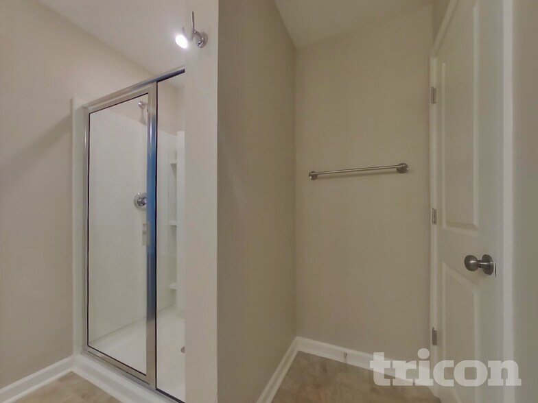 Building Photo - 195 Chapelcrest Ln