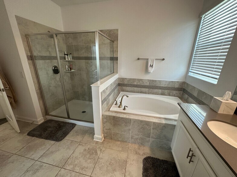 Building Photo - 3002 Prelude Ln