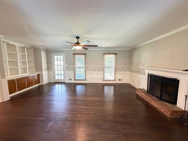 Building Photo - 467 Lees Trace SW