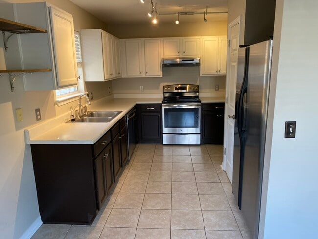 Building Photo - 7344 Gordon Evans Rd