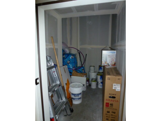 Building Photo - 1121 Tuolumne Lane