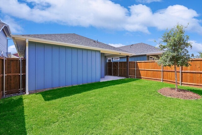 Building Photo - 514 Woodside Trl