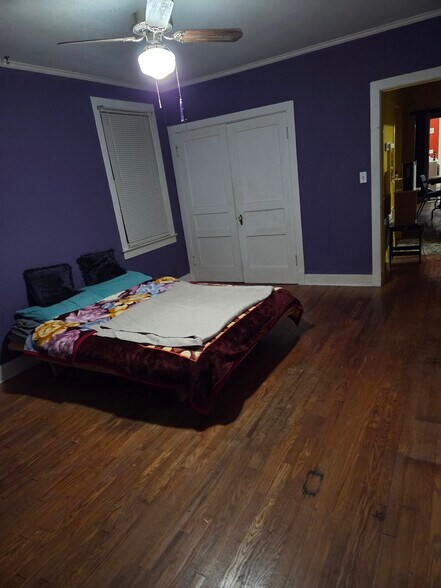 Building Photo - 207 Herbert St