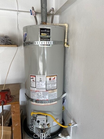 Building Photo - 27628 Powell Dr