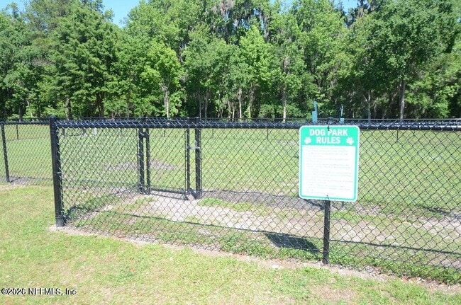 Building Photo - 1001 Monument Rd