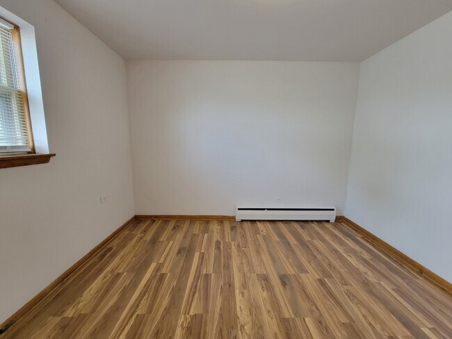 Building Photo - 2306 N 75th Ave