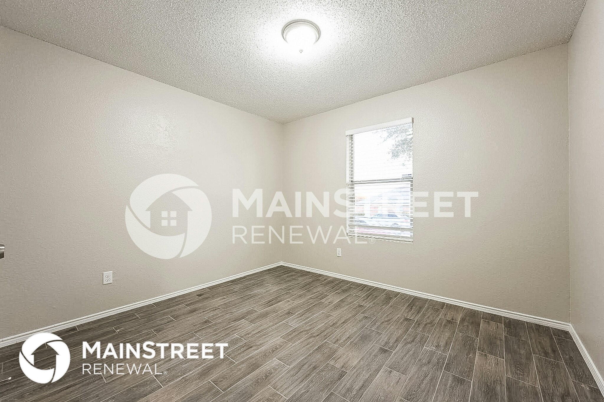 Building Photo - 704 Panola Dr