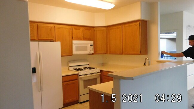 Building Photo - 7143 S Durango Dr