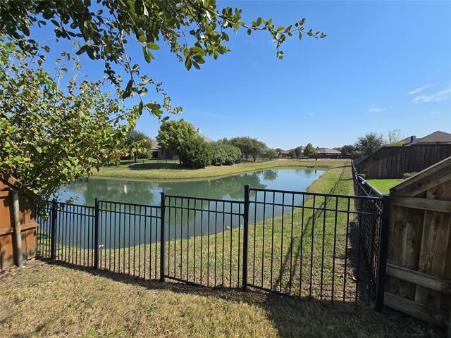 Building Photo - 5750 Crestwood Dr