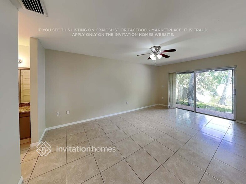 Building Photo - 3180 NW 122nd Ave