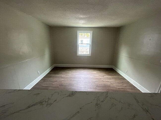 Building Photo - 2248 Ervin St