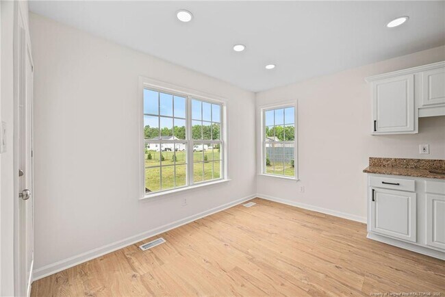 Building Photo - 38 Beadle Ct