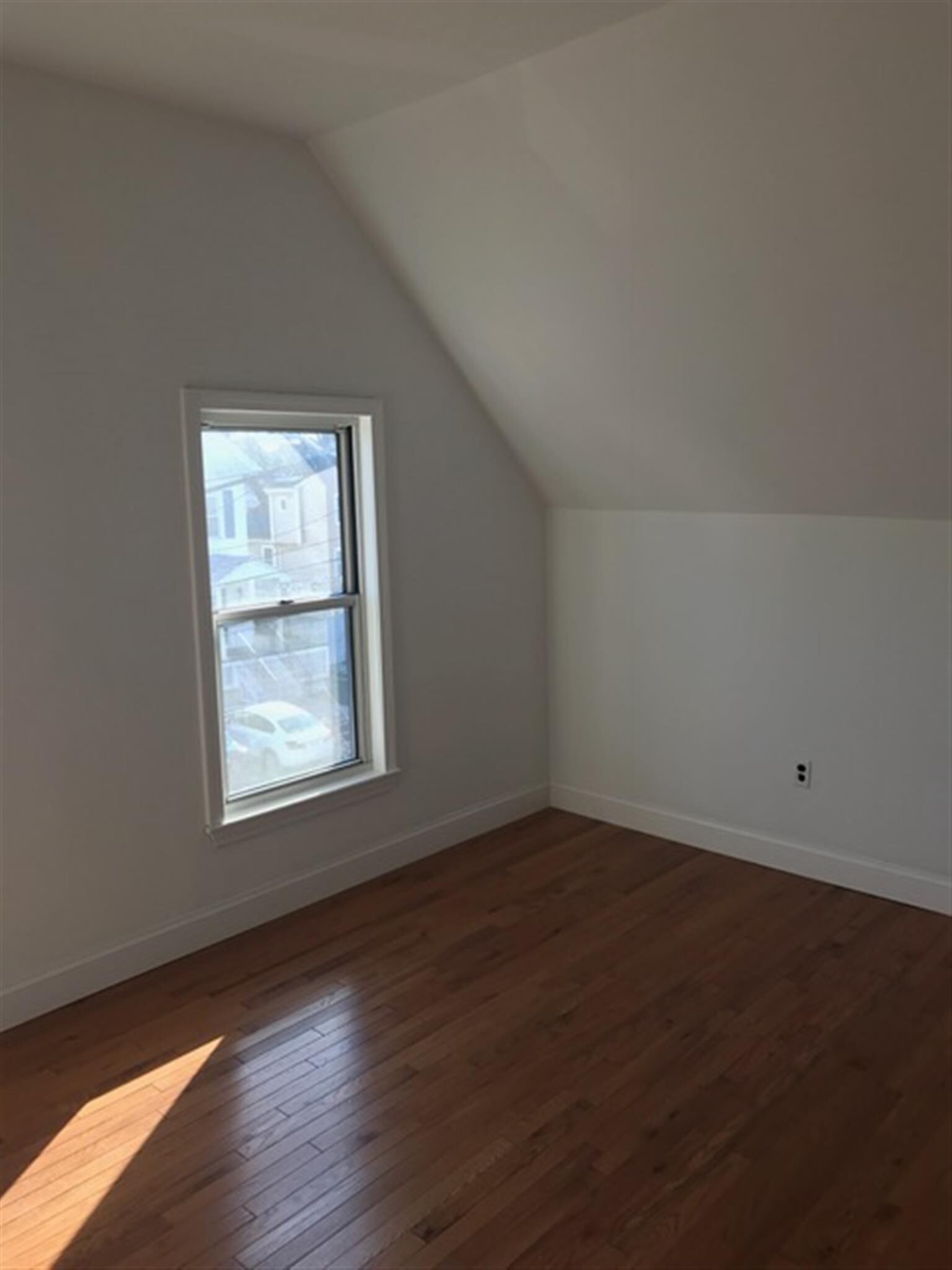 Building Photo - 25 4th St