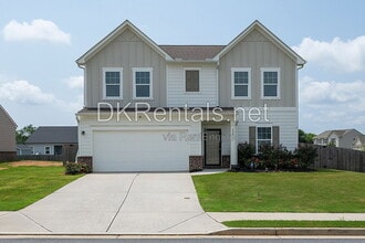 Building Photo - 126 Verona Dr NW