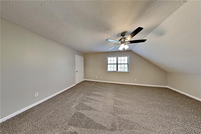 Building Photo - 2888 Cardinal Trce