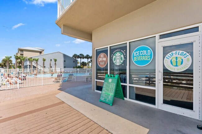 Building Photo - 16819 Front Beach Rd