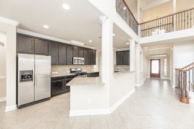Building Photo - 6123 Northcrest Village Way