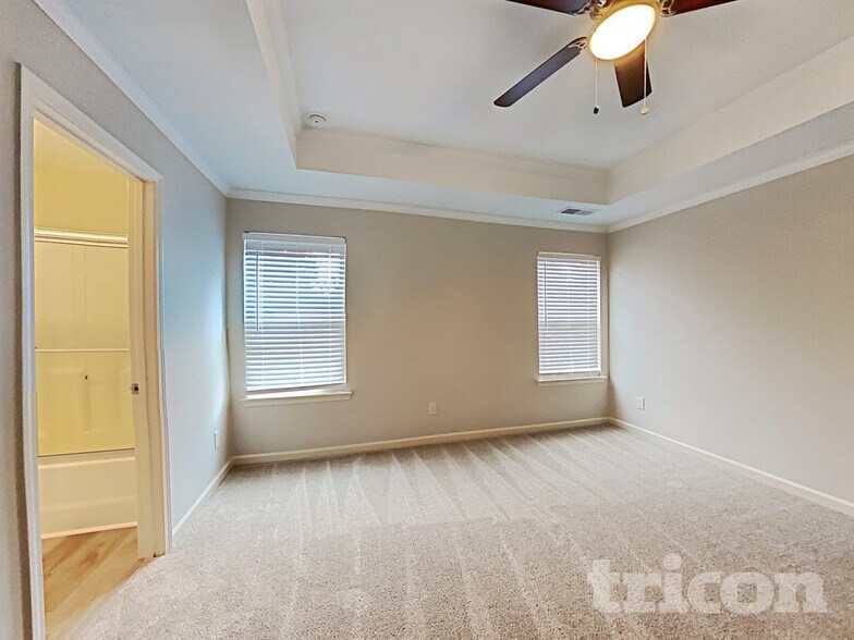 Building Photo - 514 Lobdale Falls Dr