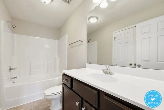 Building Photo - 2654 Middle Br Bnd