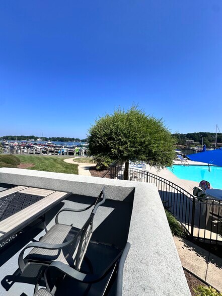 Building Photo - 18713 Vineyard Point Ln