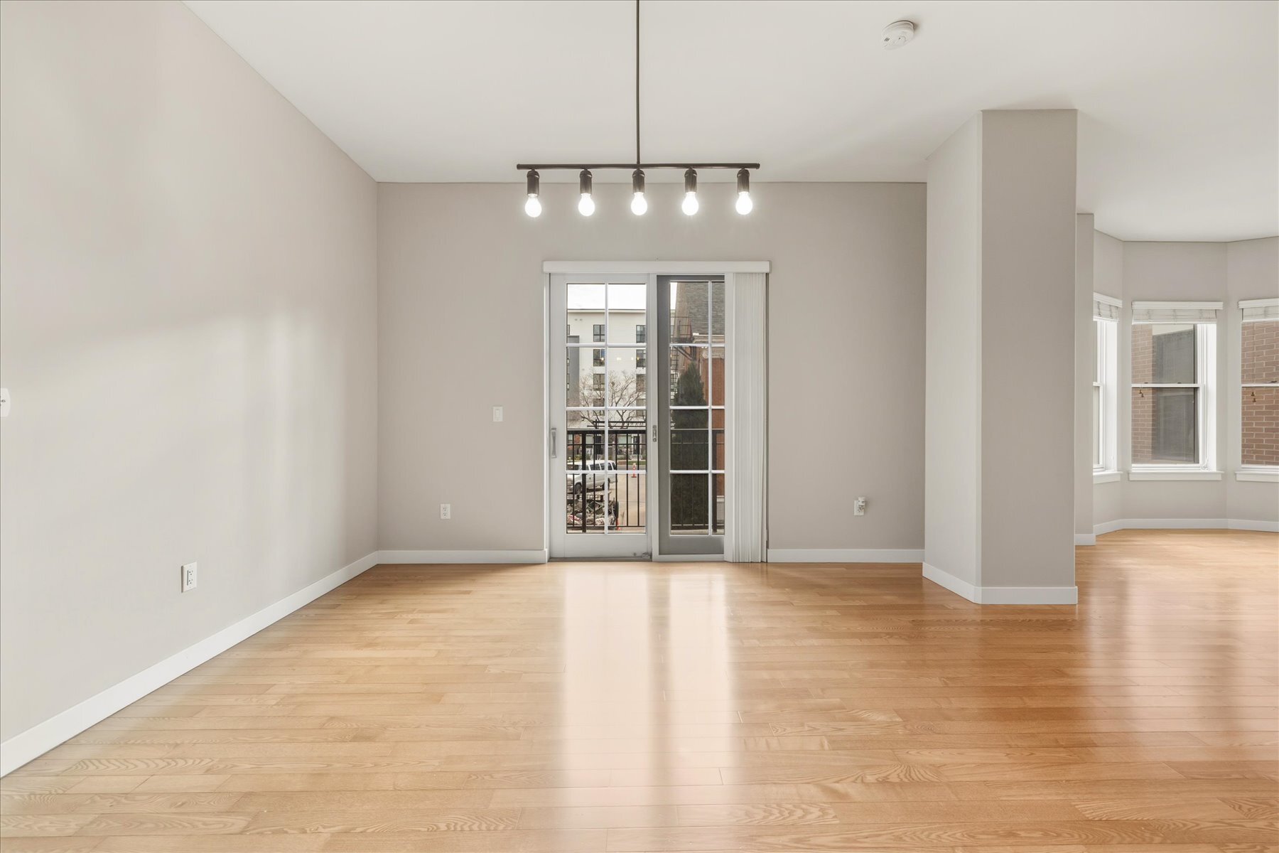 Building Photo - 410 Acoma St