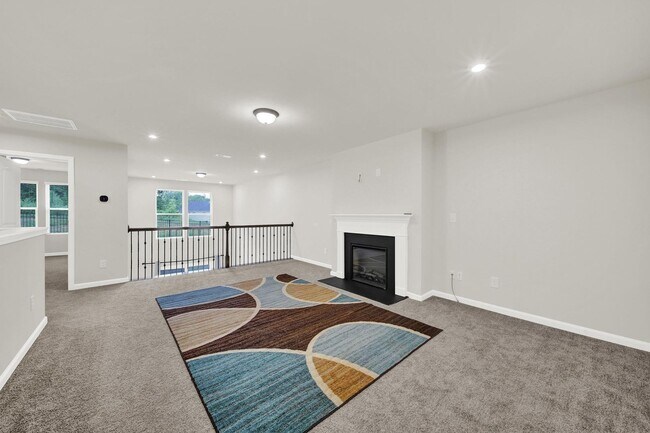 Building Photo - Lovely 3 Bed 3.5 Bath Townhome in Indian L...