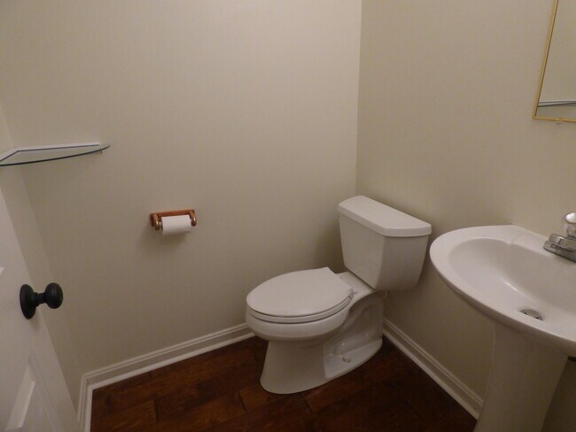 Building Photo - LOVELY HOME in Hamburg; Renovated, Garage, Many Upgrades!