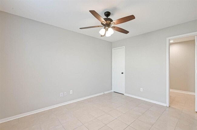 Building Photo - 5011 Redwing Brook Trail