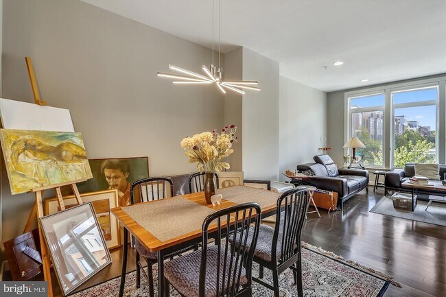 Building Photo - 8052 Red Hook St