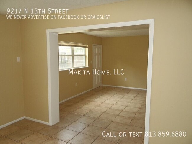 Building Photo - 9217 N 13th St