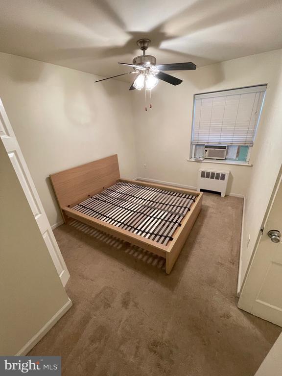 Building Photo - 633 Beulah Pl