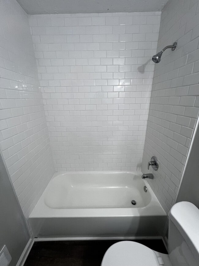 Building Photo - 11409 Deham Dr