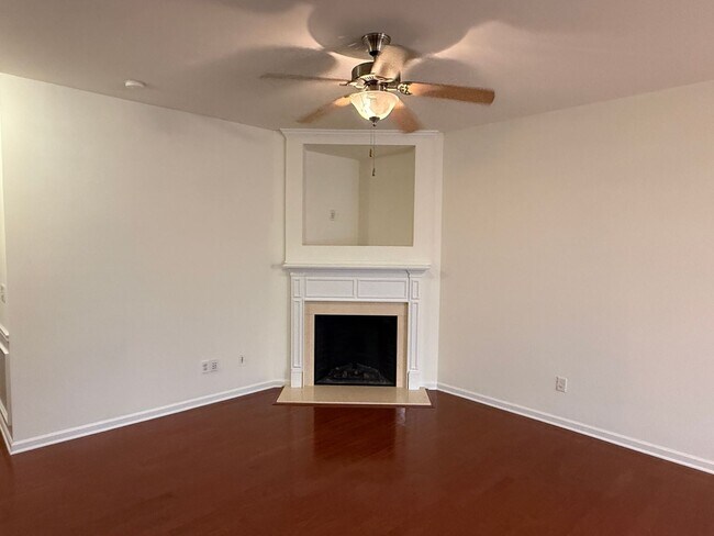 Building Photo - 13138 Erwin Rd
