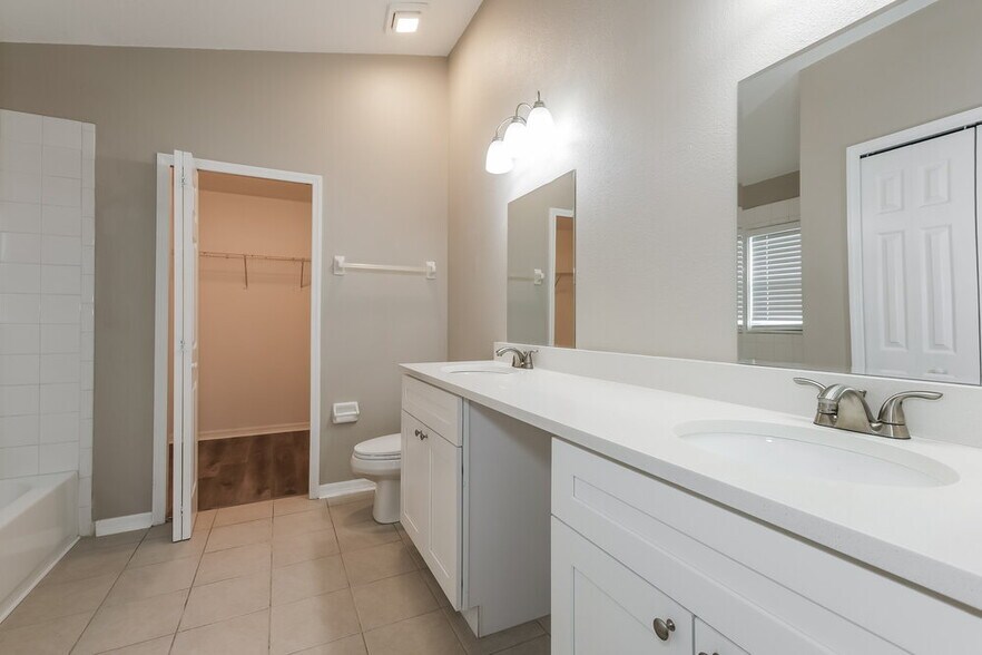 Building Photo - 34406 Smart Dr