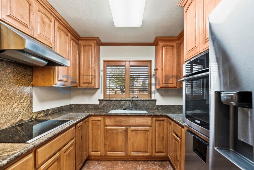 Building Photo - 1141 Kiely Blvd