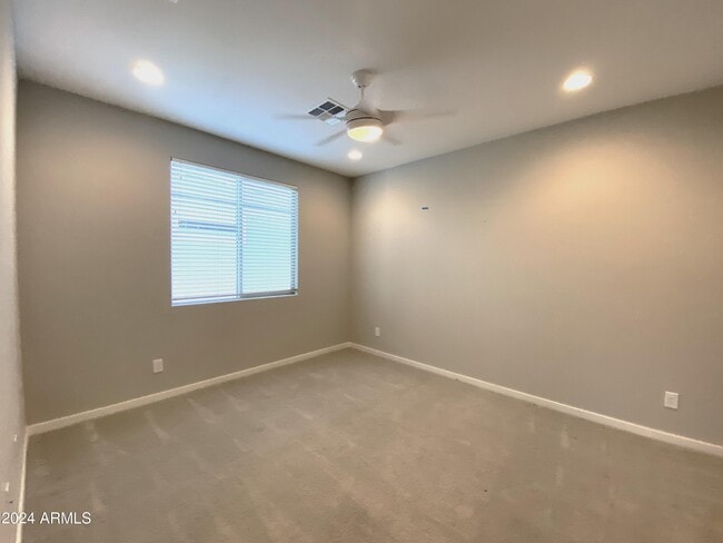 Building Photo - 3544 E Sands Dr