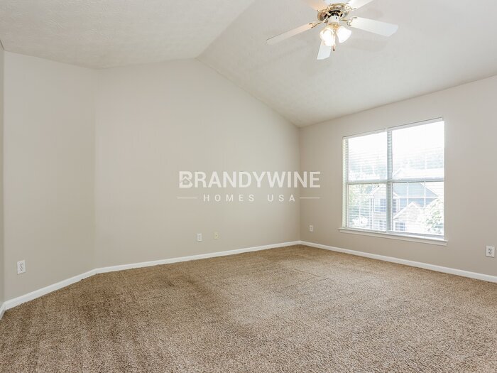 Building Photo - 1324 Gates Cir SE