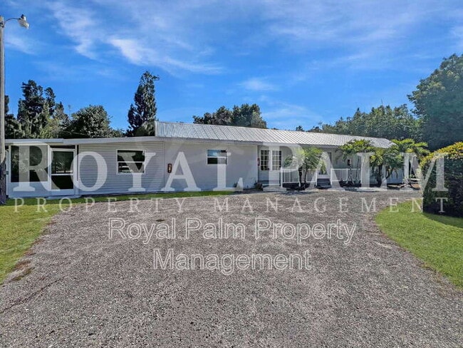 Building Photo - 15206 Stringfellow Rd