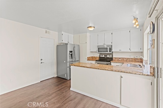 Building Photo - 2898 Alta View Dr